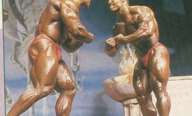 KEVIN LEVRONE VS SHAWN RAY POSA DI MOST MUSCULAR